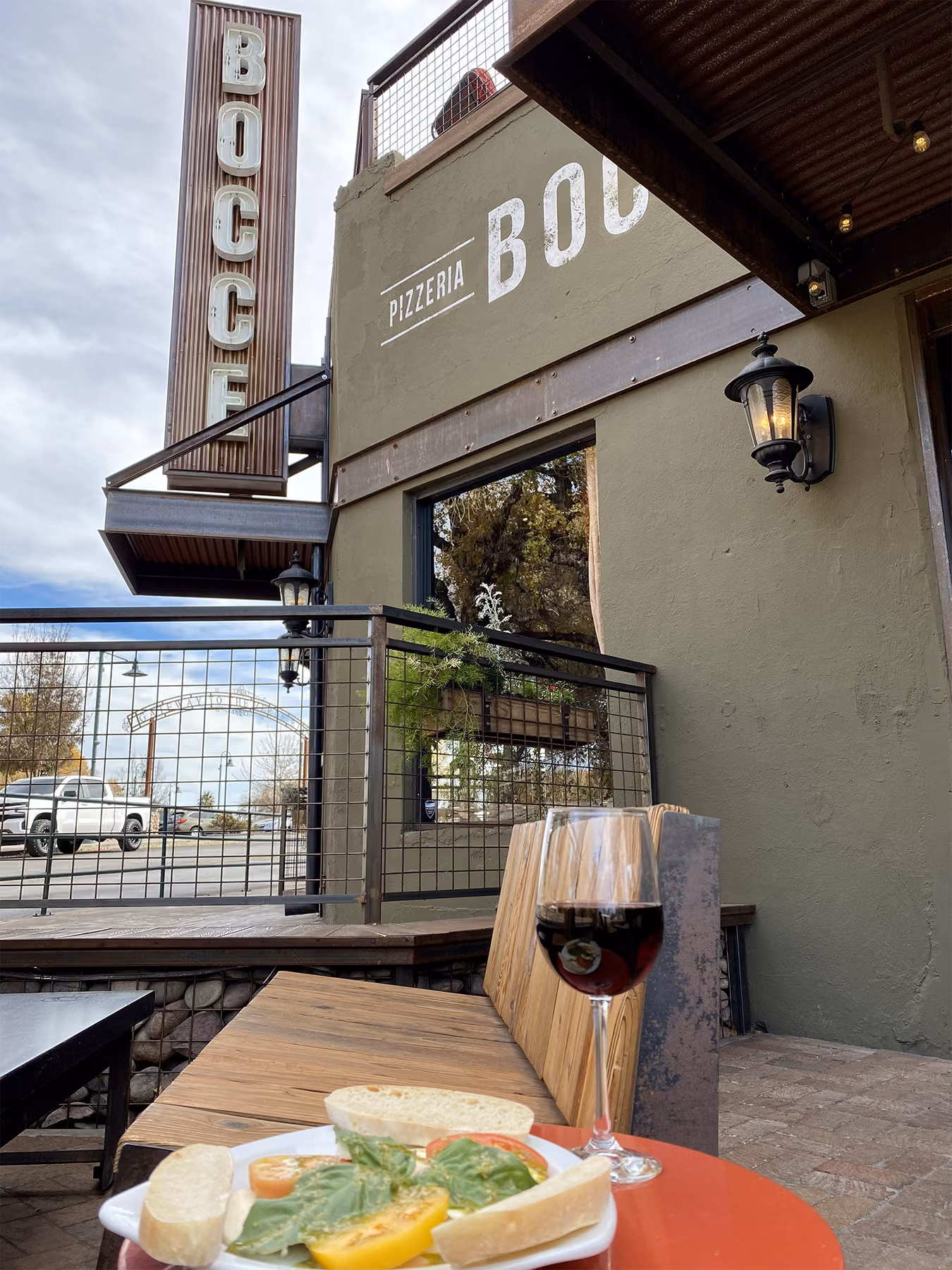 Pizzeria Bocce Patio Bar